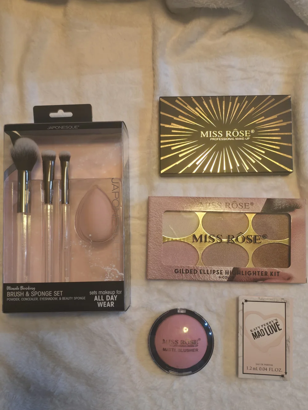 Japonesque & Miss Rose Beauty Bundle